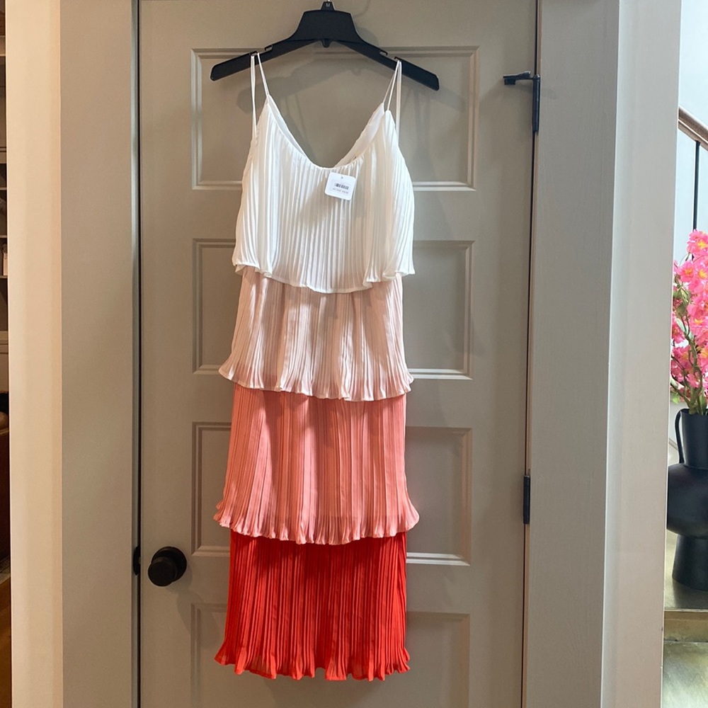 She+Sky Dress. Size Small.